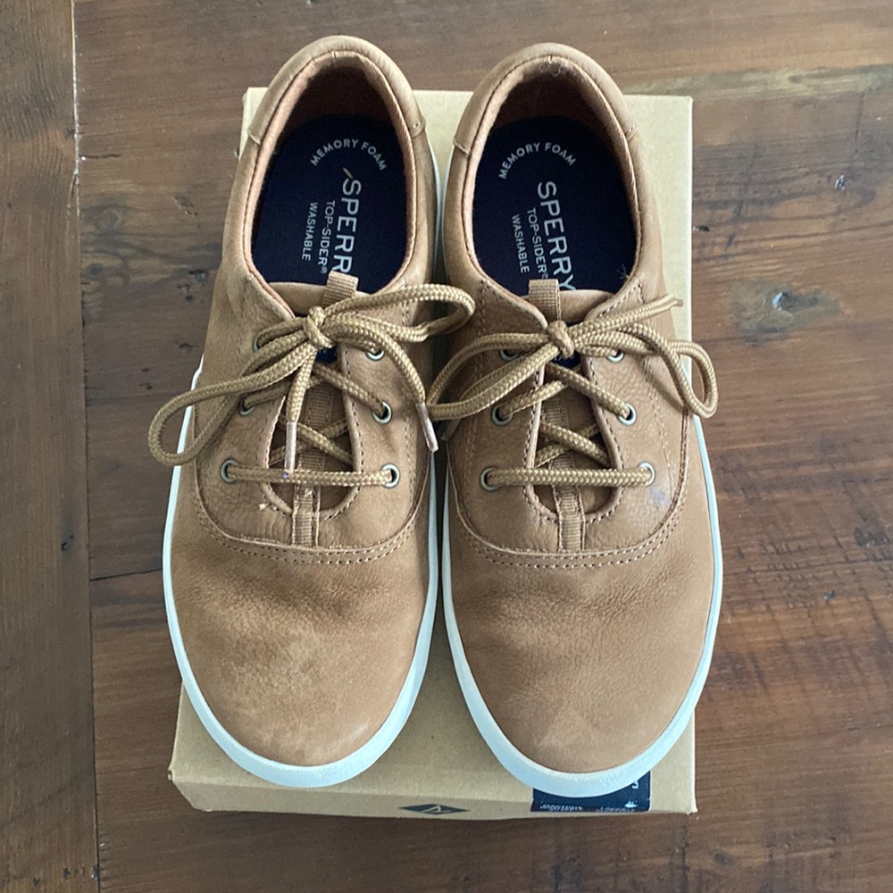 Sperry Boys Spinnaker Washable Tan Sneaker Shoes 3.5